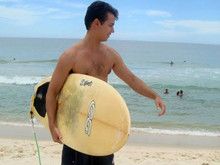 guido_surfista_santo