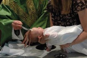 quero batismo catolicismo jesus cristo batizado agua sacramento pascal